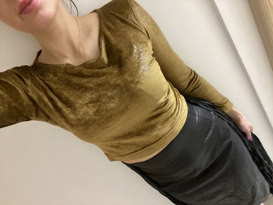 Karen Millen krotki Top crop błyszczący rybia łuska świecący złoty
