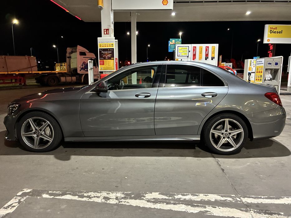 Mercedes C200 4Matic  9G-Tronic  AMG  *SALON POLSKA*  BEZWYPADKOWY