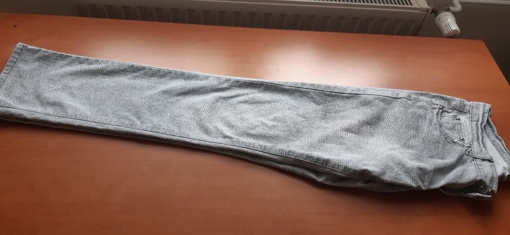 Spodnie damskie rozmiar M