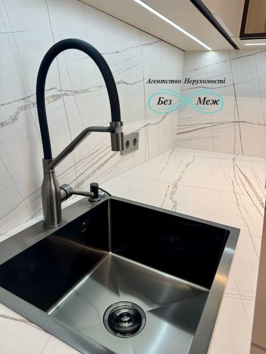 Дизайнерська нова 2к квартира Софія Резиденс