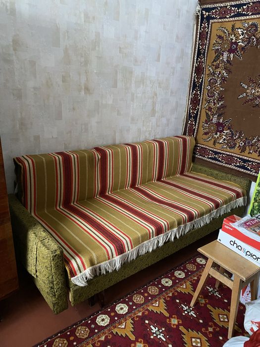 Розкладна софа (диван)