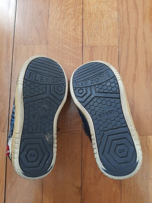 2 pares sapatilhas Chicco tamanho 24