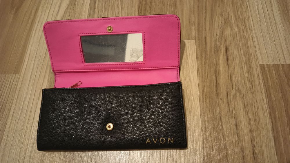 Portal damski Avon