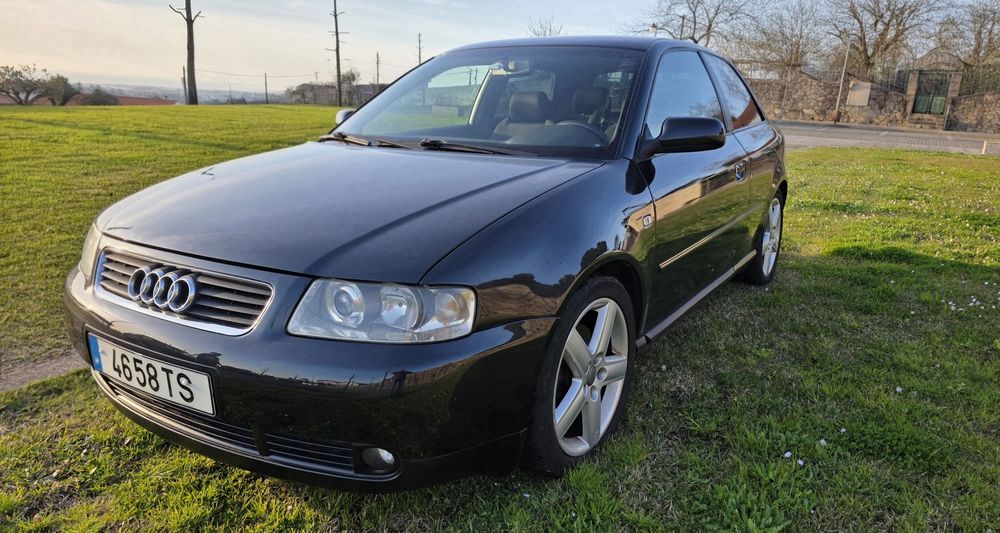 Audi A3 Sport 8L PD130cv