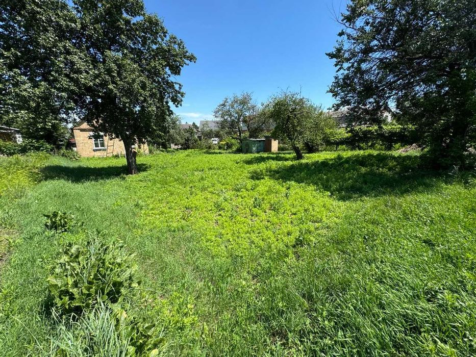 Продам ділянку 11 соток житлова забудова  дуплекс таунхаус Київ без %