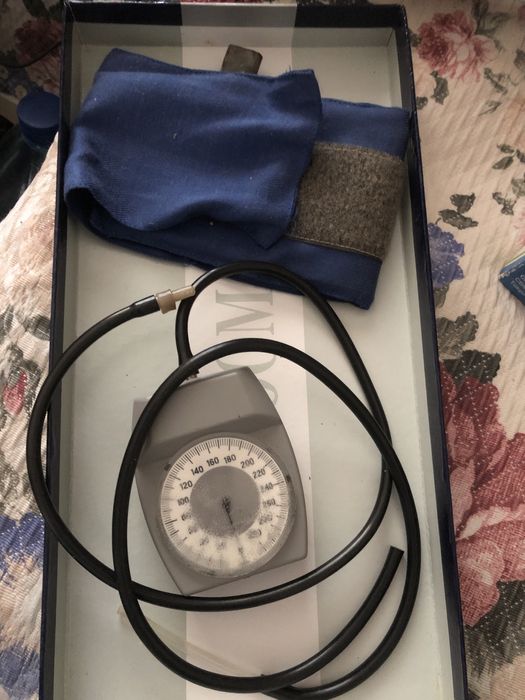 Тонометр тонометр