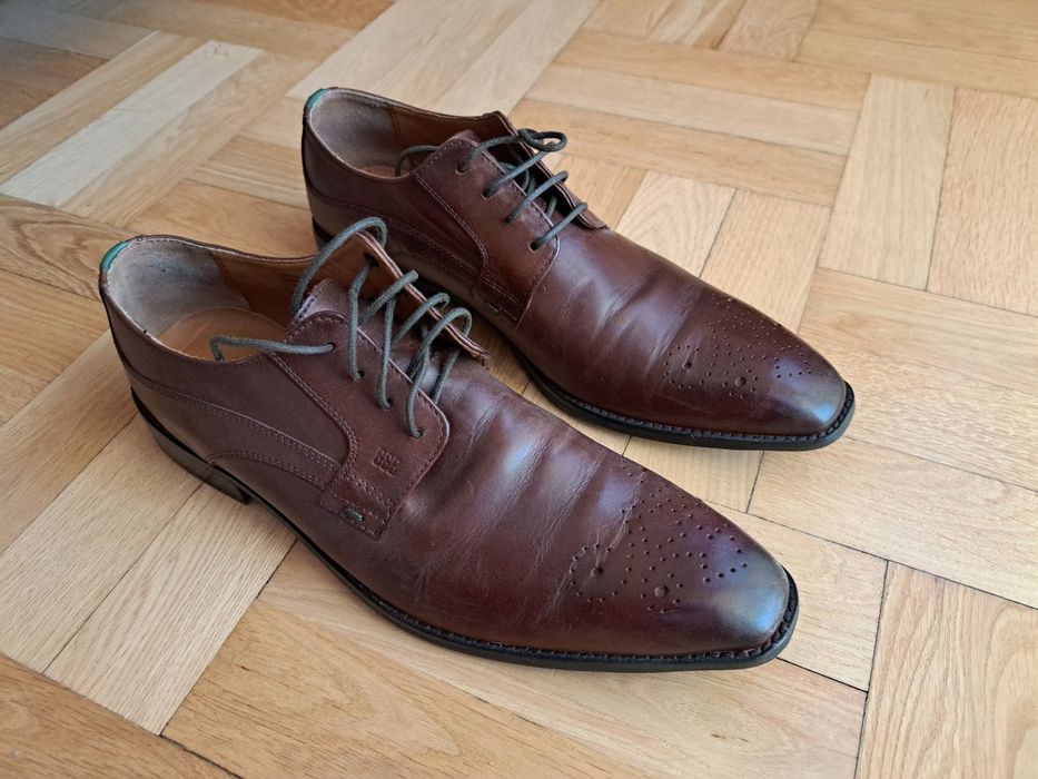 Buty eleganckie Gordon & Bros rozmiar 44, stan bardzo dobry