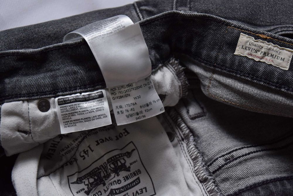 Levis 502 jeansowe spodenki szorty stretch r 30 W30 pas 80-88 cm allc