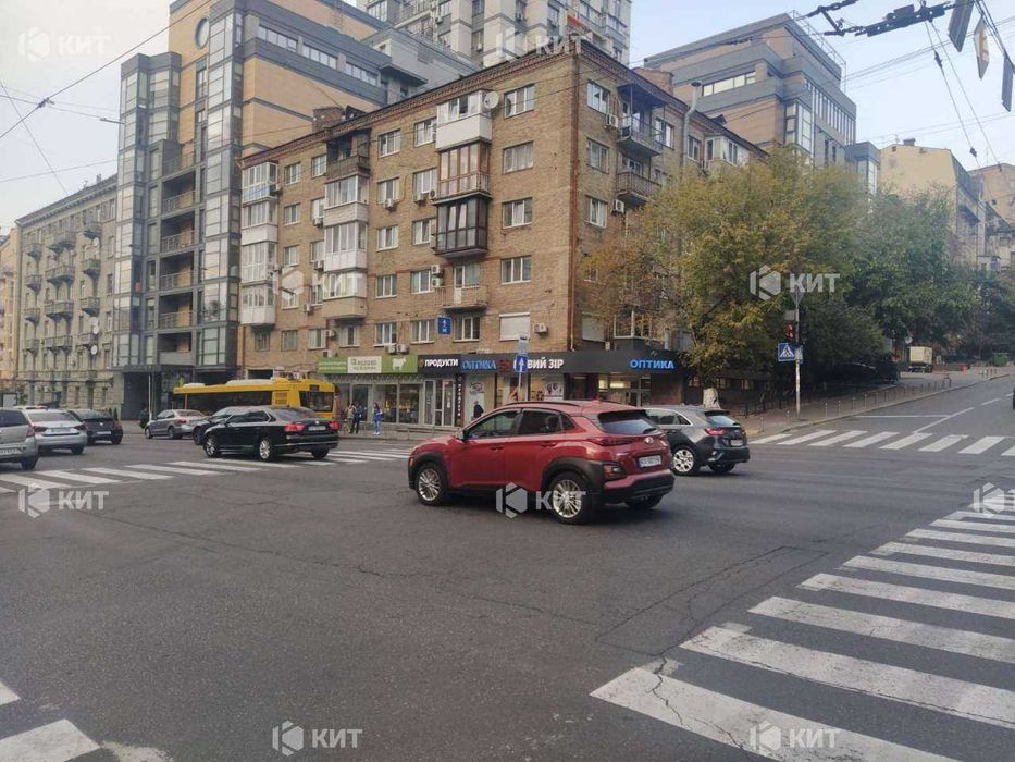 Продаж! Фасад 360 кв.м. Центр, вул. Саксаганського