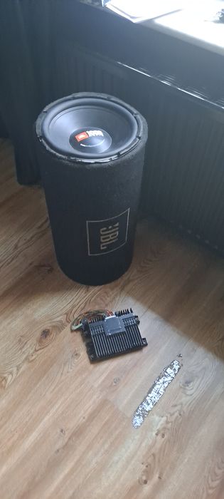 Tuba JBL oraz wzmacniacz bosse