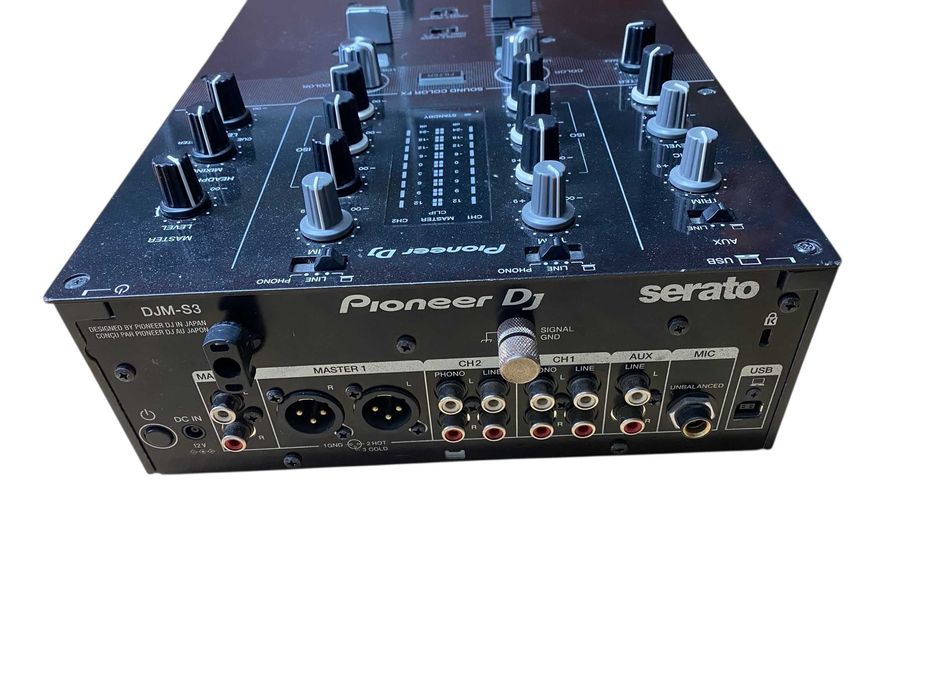 Pioneer DJ DJM S3 – mikser DJ-ski Serato / USB / 2 kanały
