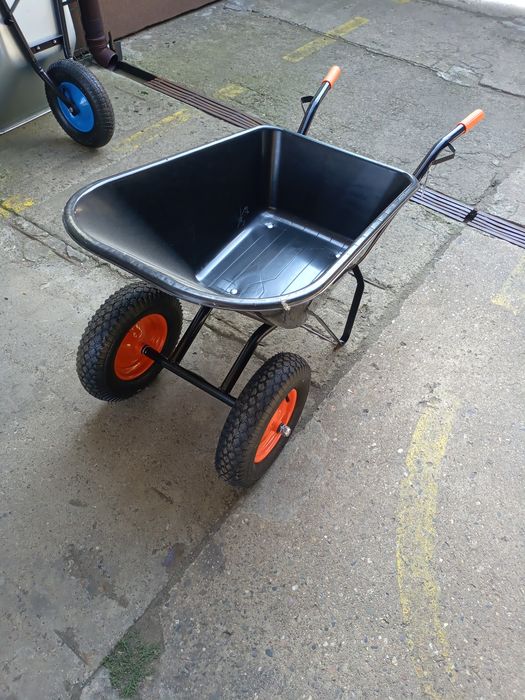 Taczka ogrodowa lub budowlana