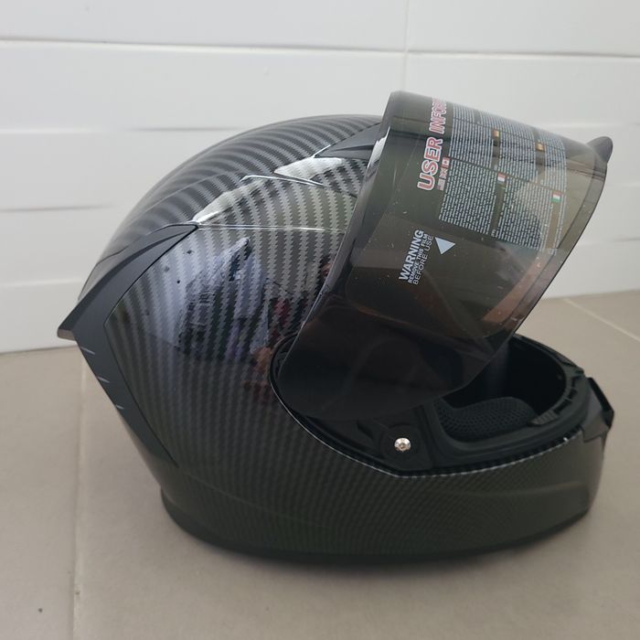 CapaCapacete LVS HF-702DV com Viseira Solar e Acabamento Carbono