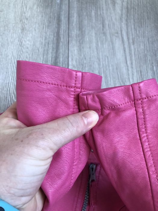 Дитяча куртка на вік 1-2 рочки та зріст 86-92 см в ідеальному стані