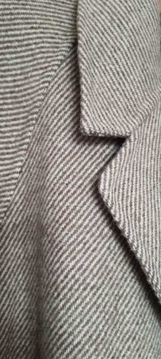 Вовняне пальто без підклади