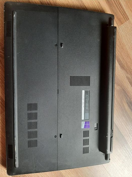 Zestaw  laptopów  cena za 3 sztuki