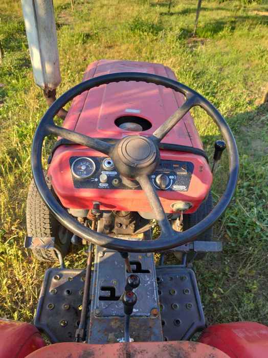 Traktor japoński traktorek 4x4 shibaura glebogryzarka iseki kubota