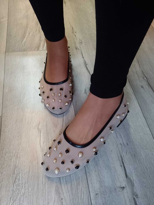 (49) Bogato zdobione perłami baleriny wieczorowe, NOWE