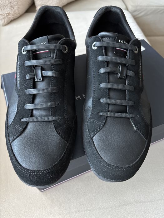 Oryginalne skórzane buty/adidasy Tommy Hilfiger 44-45