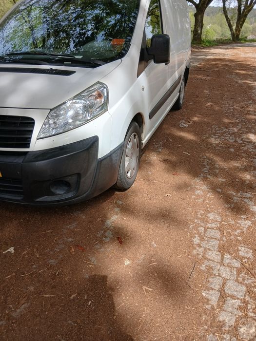Venda de dois furgões