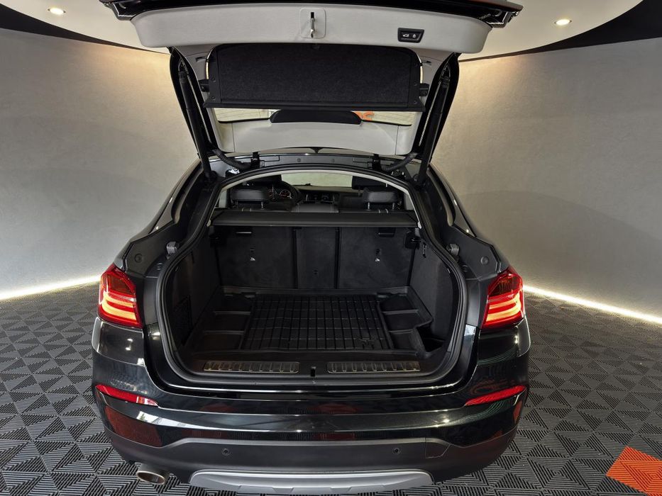 BMW X4 xDrive20d xLine Auto (190cv) | Estado Irrepreensível | Cerâmico | Câmaras 360º