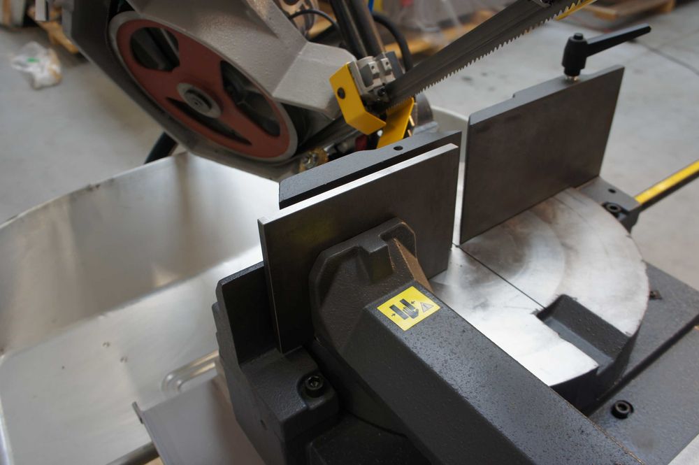 Przecinarka taśmowa BOMAR Ergonomic 320.258DG piła nowa 2024r