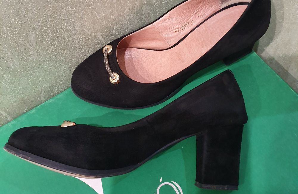 Туфлі жіночі замшеві