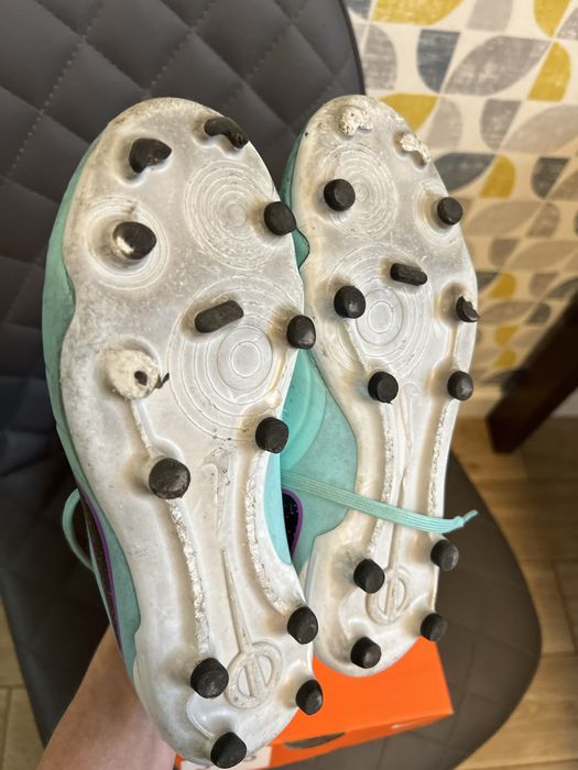 Футбольні Бутси Nike