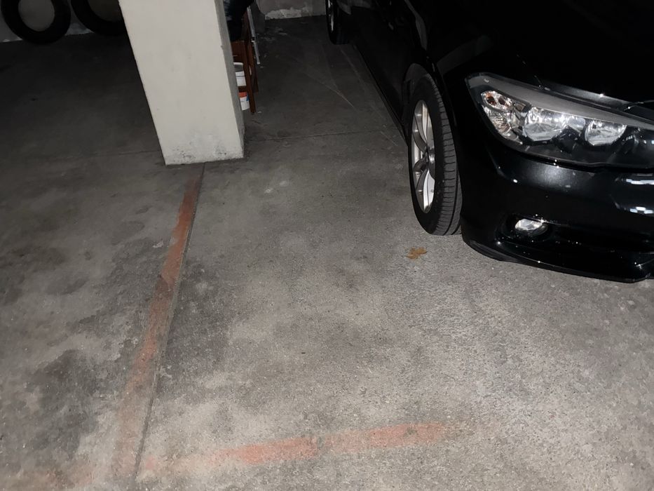Alugo lugar de garagem com13m2