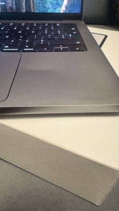 Macbook Pro 14 dysk 1tb, m1 pro