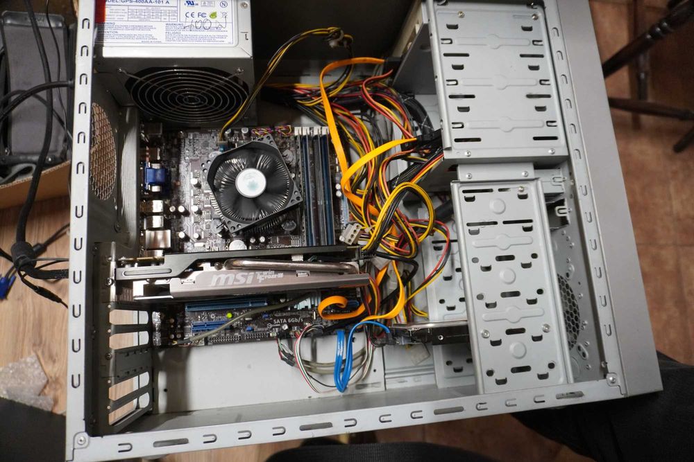 Sprzedam komputery i TV