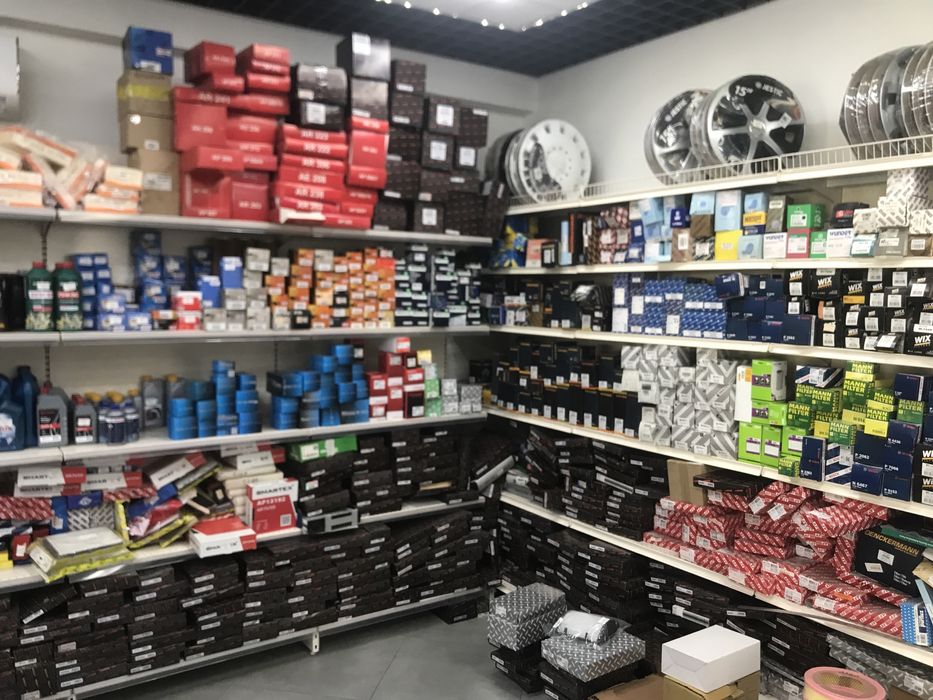 Автомагазин-Сто-Мойка Автозапчастини