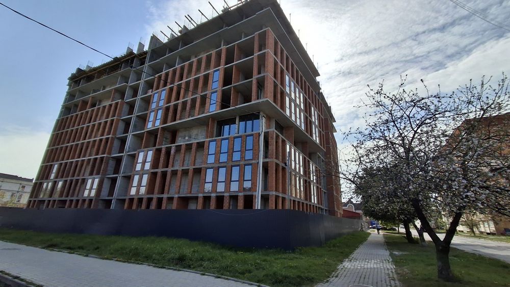 Продам 1,5 кім по 1050 за квадрат,  з газом