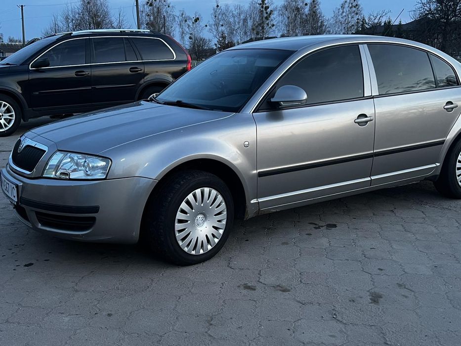 Шкода Суперб 1.8 турбо