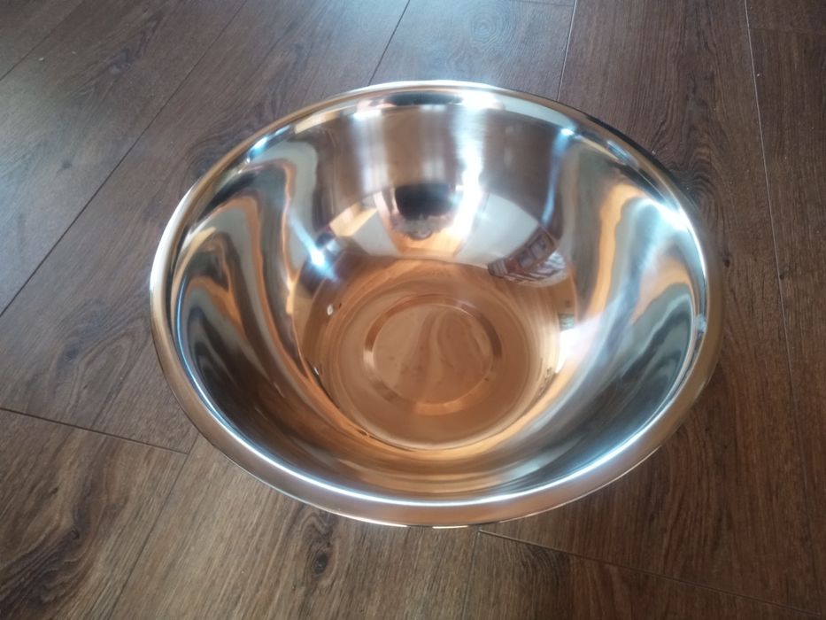 Nowa Duża miska stali nierdzewna 32 cm