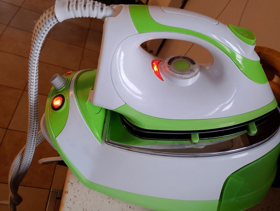 Żelazko ze stacją pary Tchibo TCM typ 6284/4 2300W