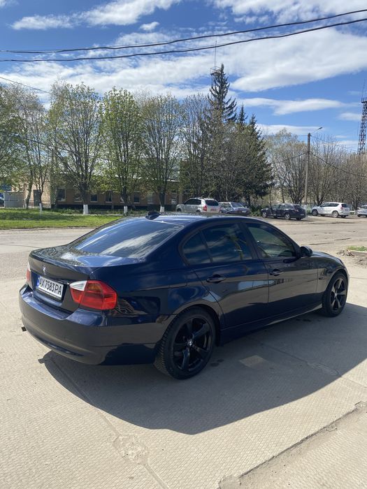 BMW e 90 2006 год.