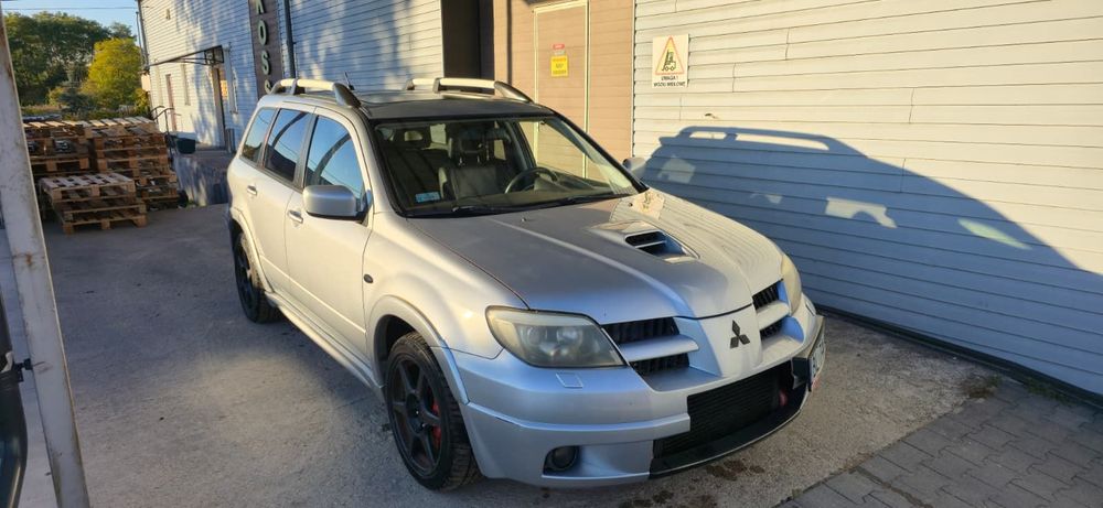 Mitsubishi Outlander Mitsubishi Outlander 2.0T