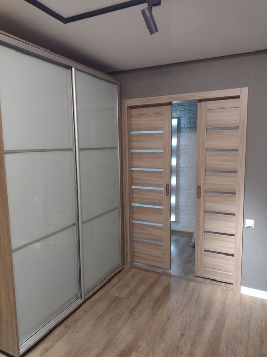 Сдам трехкімнатну квартиру з ремонтом