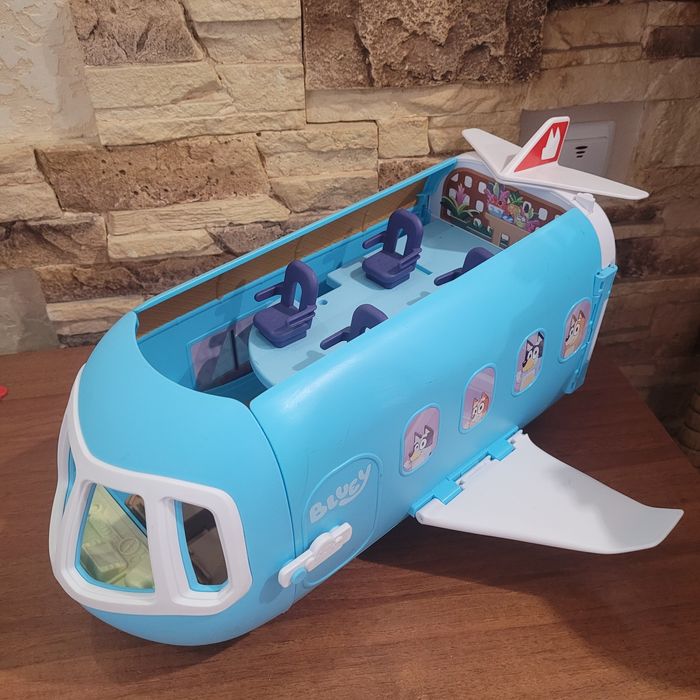 Ігровий набір Bluey 3-в-1 трансформований літак Блуї.