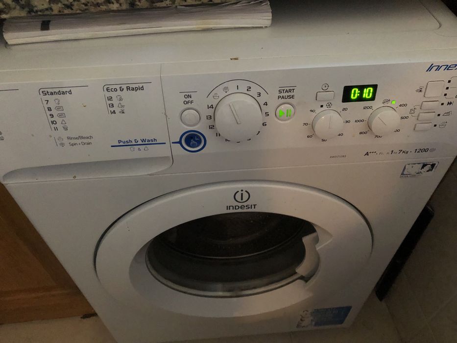 Maquina de lavar roupa