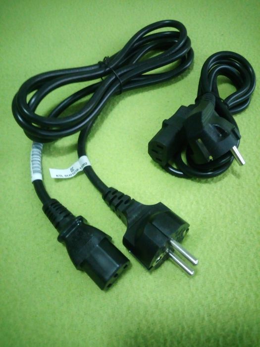 Cabos de rede, power e VGA para informática casa quarto apartamento.