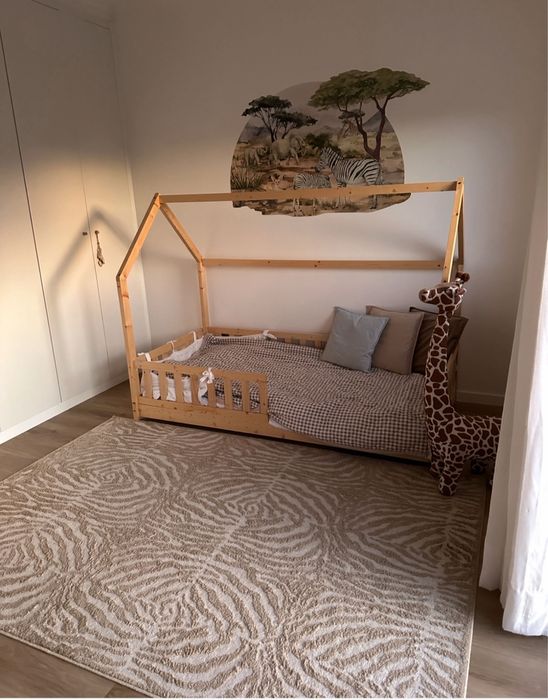 Cama casinha madeira + colchão