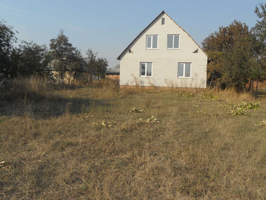 Продам дом в пгт Макаров Киевской области