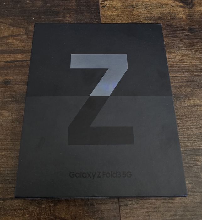 Samsung Galaxy Z Fold 3