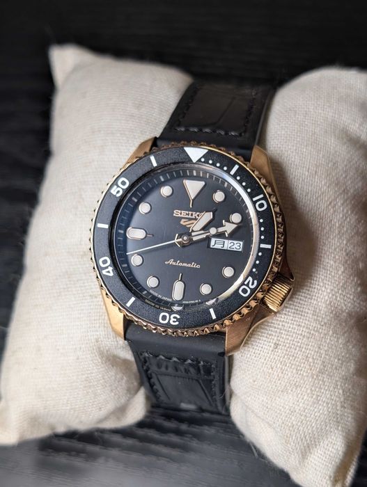 SEIKO 5 SPORTS SBSA028 4R35 Золоті