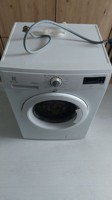 Pralka Electrolux 7kg w pełni sprawna