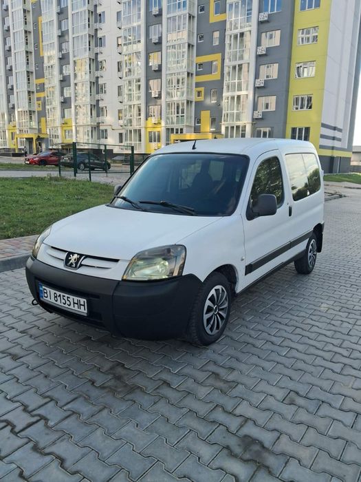 Продам авто Renault Partner пасажир турбо дизель