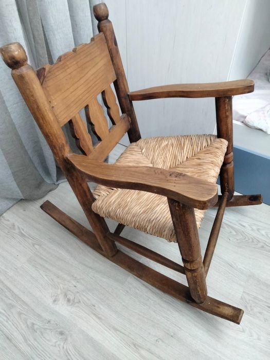 Cadeira baloiço madeira