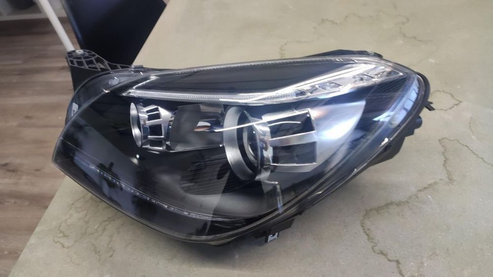 farol esquerdo bi-xenon led Mercedes SLK w172 AMG